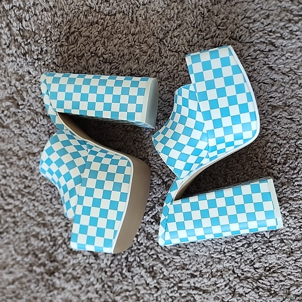 Steve Madden Trixie baby blue/white checkered slip on platform shoes-6 - Picture 3 of 9